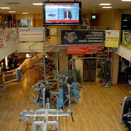 Sport Hotel Debrecen Exterior photo
